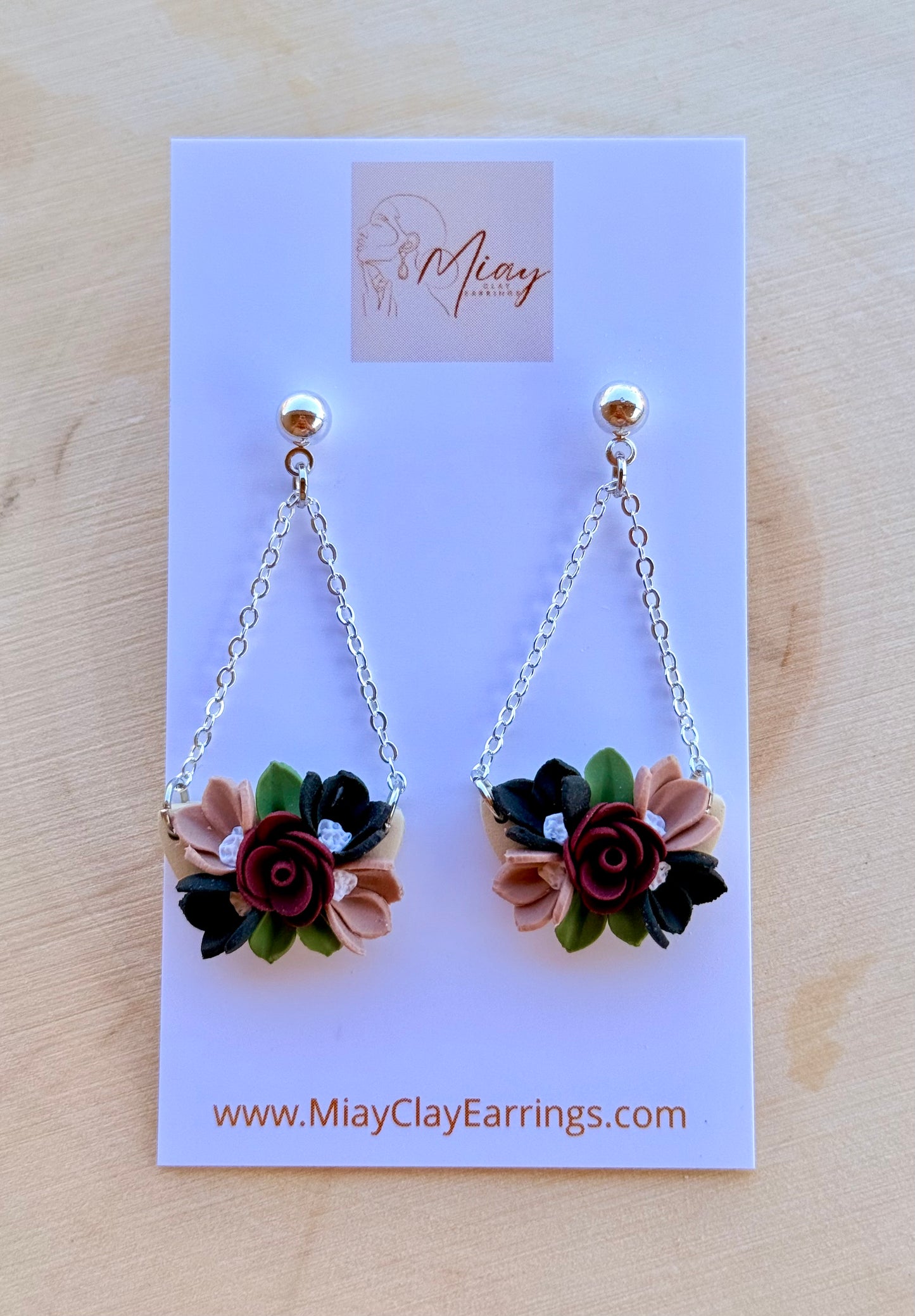 Rosie Earrings (Strawberry)