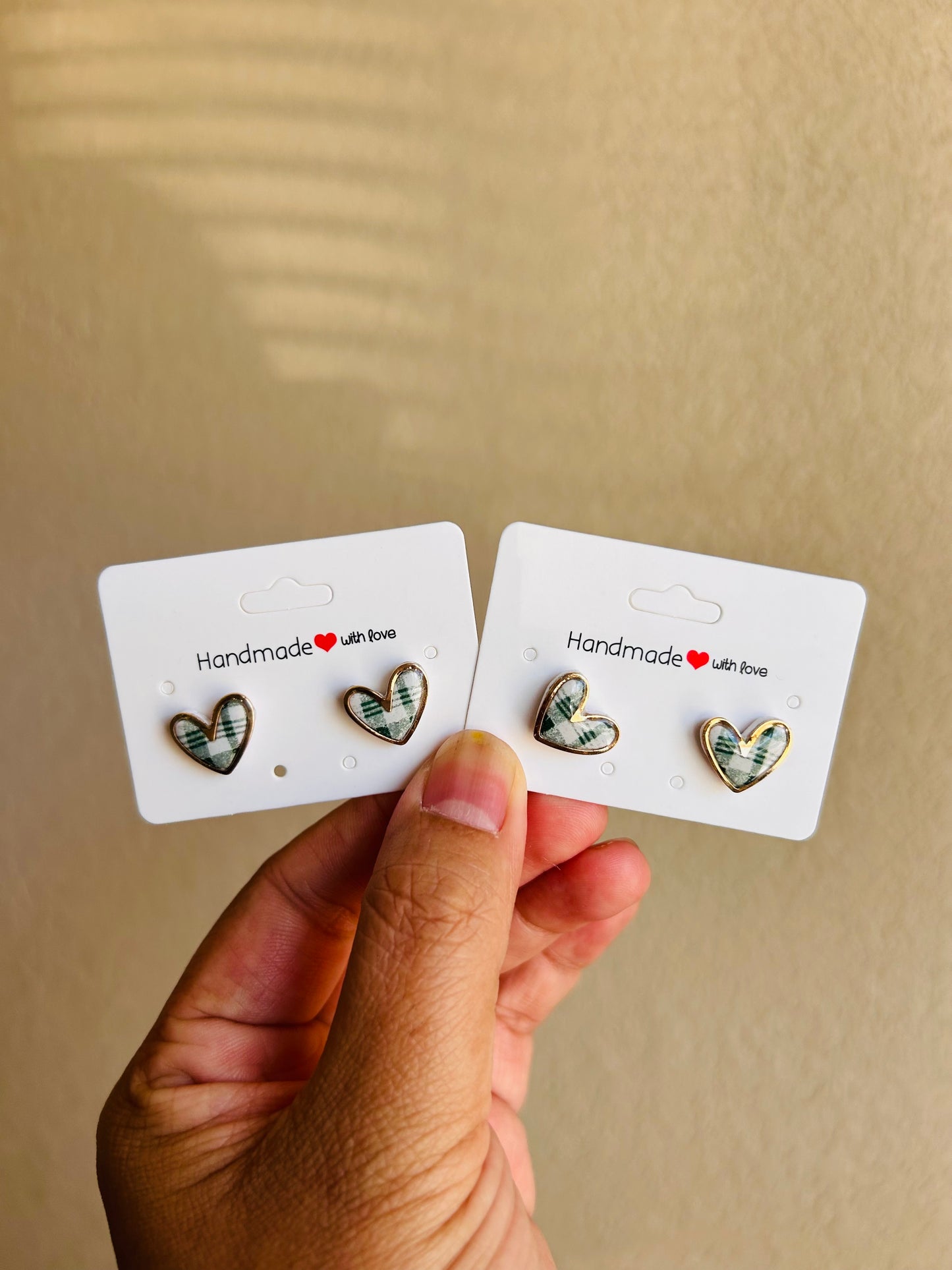 GOLD HEART STUD